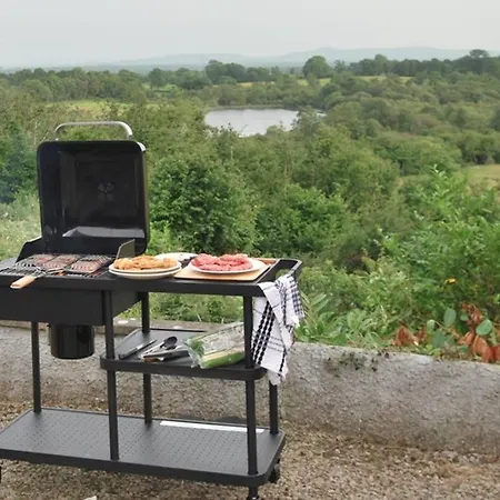 Lakeview House For Families And Groups Self Catering * أدير